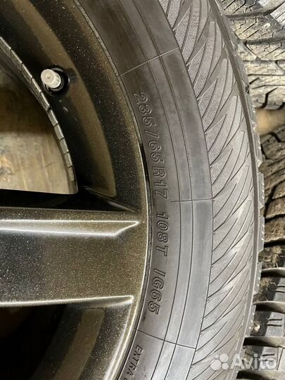 Yokohama Ice Guard IG35 235/65 R17 108T