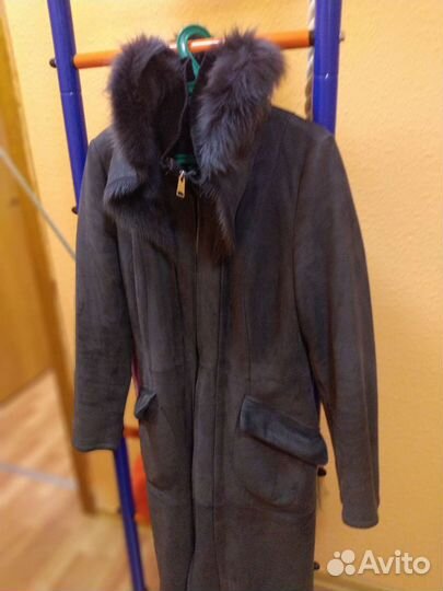 Пальто женское 42 44 зимнее с капюшоном