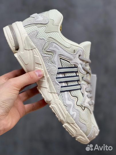 Adidas Responce CL Bad Bunny