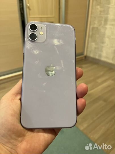 iPhone 11, 64 ГБ