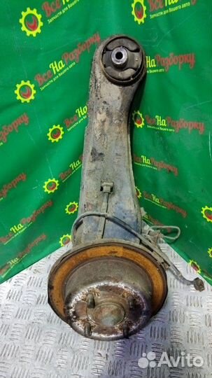 Кулак задний левый Mitsubishi Lancer 9 универсал