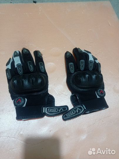 Мотоперчатки