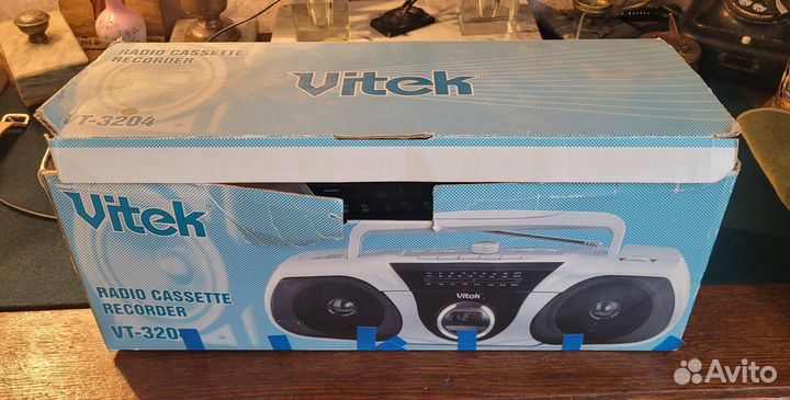 Касетный магнитофон Vitek vt-3204