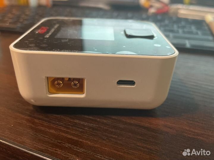 Зарядное устройство isdt q6 nano