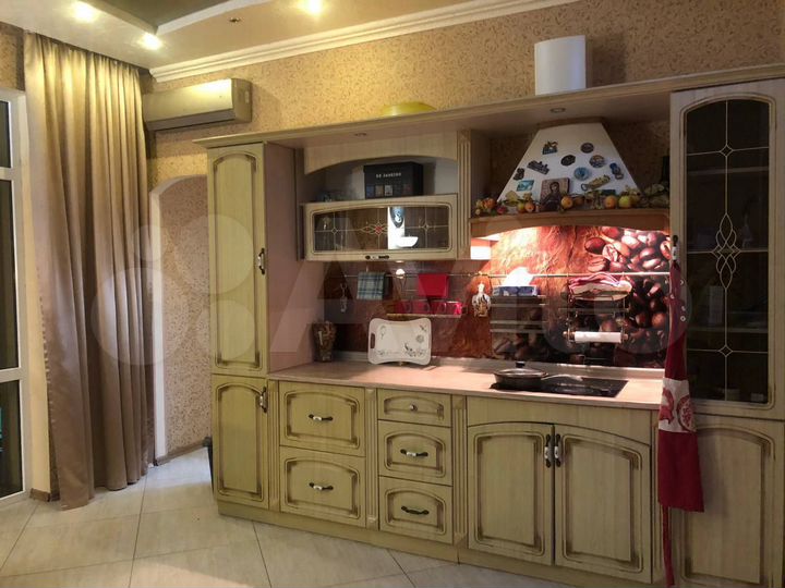 2-к. квартира, 120 м², 2/3 эт.