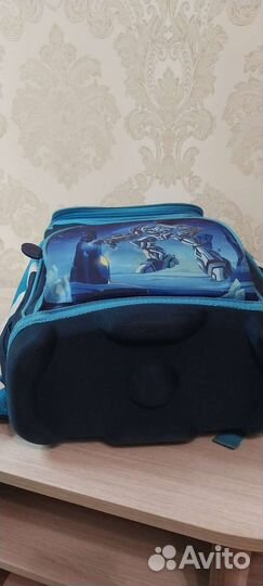 Школьный рюкзак