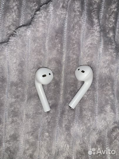 Правый наушник apple airpods 2