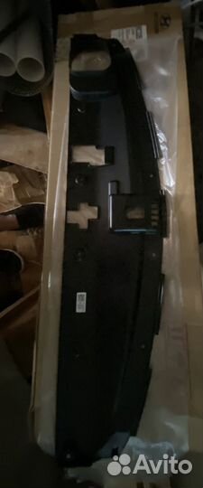 Кожух замка капота Hyundai Santa Fe