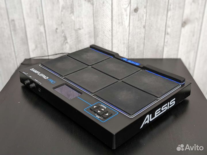 Семплер Alesis Samplepad Pro