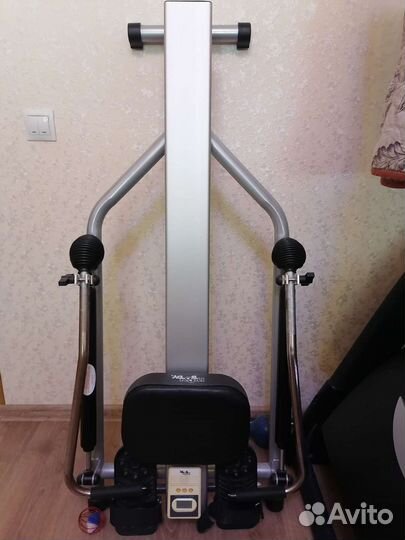 Гребной тренажер