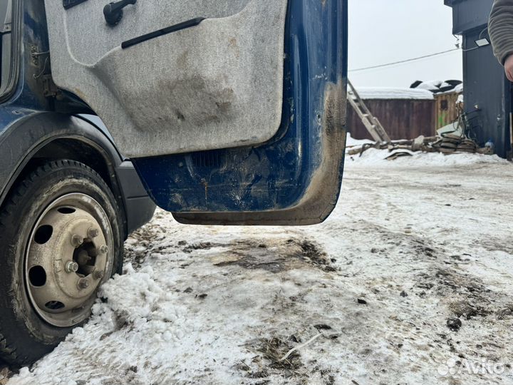 Дверь передняя левая на газель