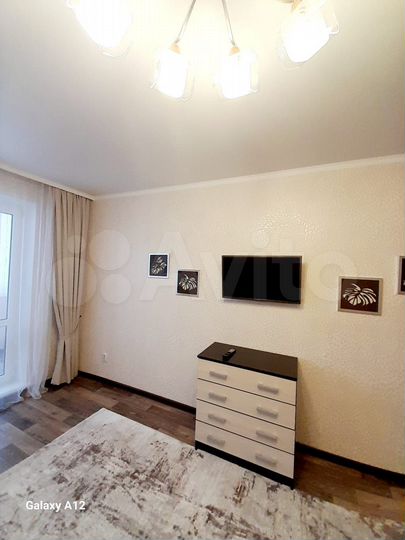 2-к. квартира, 63 м², 2/10 эт.