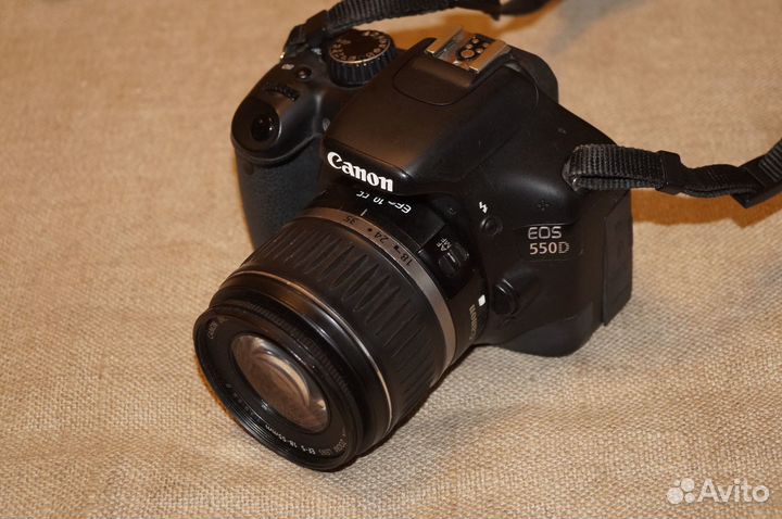 Canon EOS 550d 17400 кадров + сумка