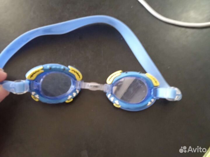 Очки для плавания и шапочка