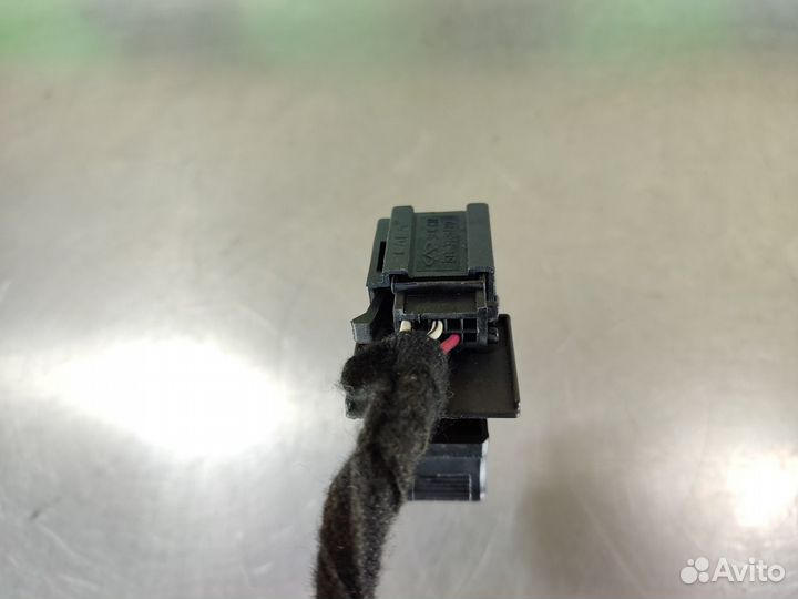 Кнопка стеклоподъемника Chery Tiggo 2005-2016