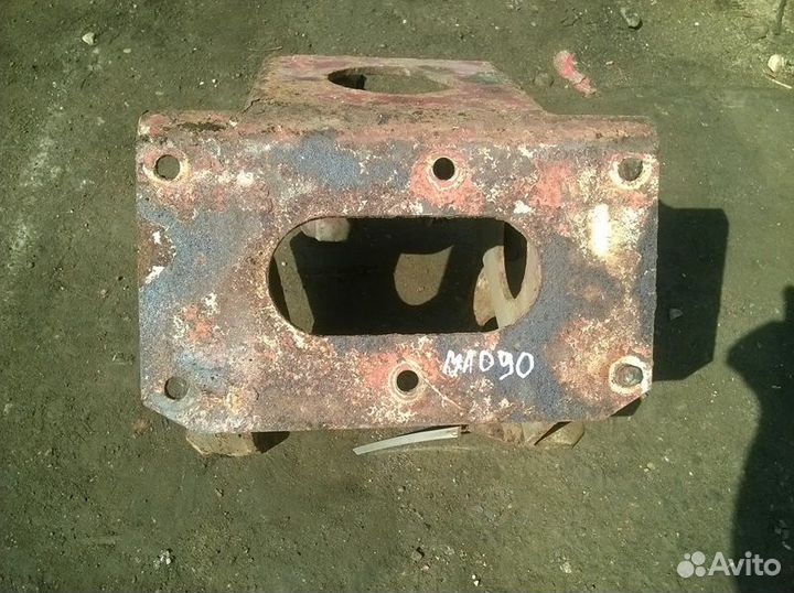 Кронштейн запасного колеса MAN 2-series 19.362 (01