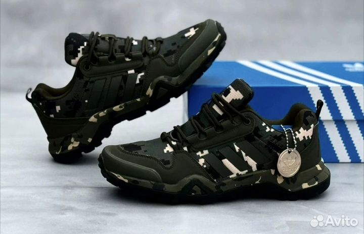 Кроссовки Adidas Terrex осень зима