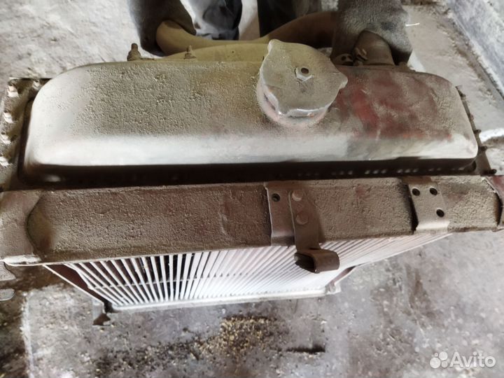 Радиатор т-4