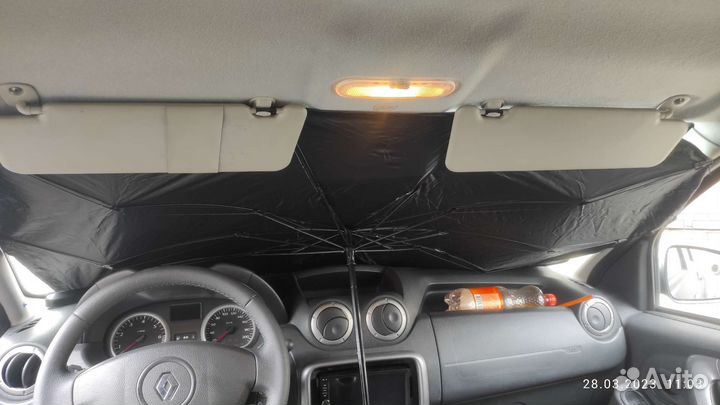 Солнцезащитный зонтик для машины