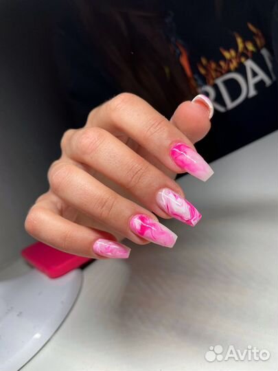 Маникюр/наращивание ногтей