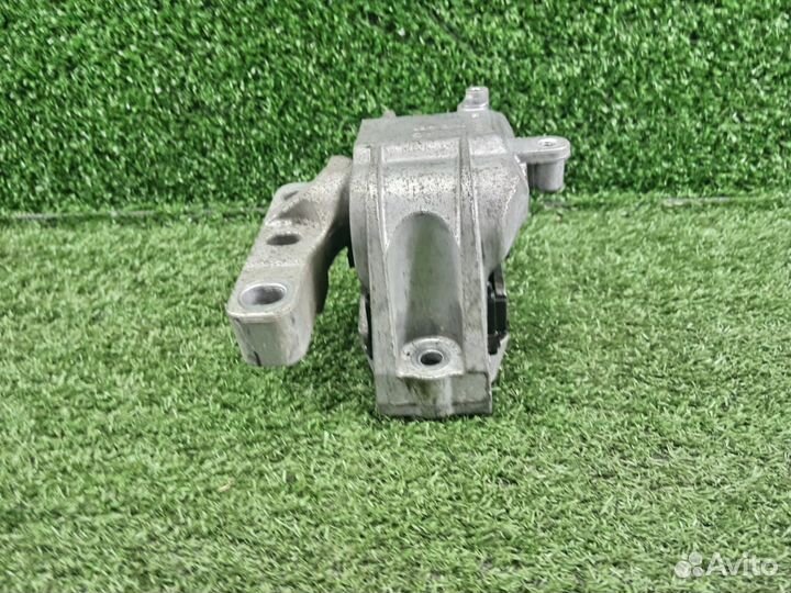 Подушка двигателя Audi S3 8P A3 8P