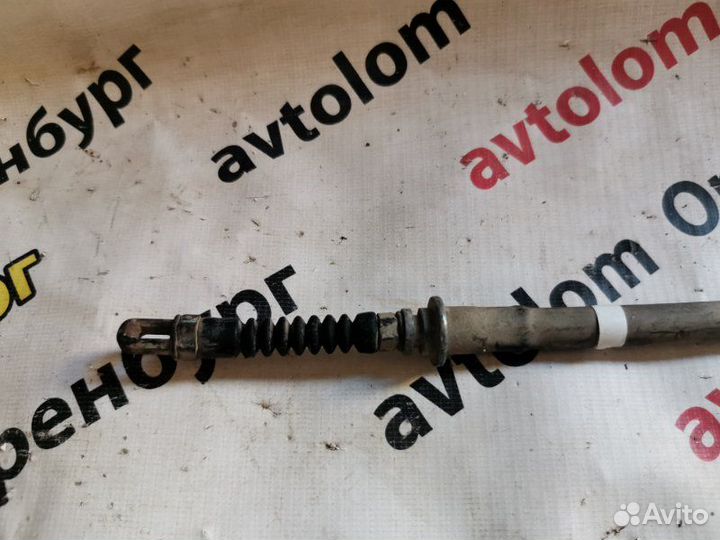 Трос ручного тормоза левый Kia Rio 3