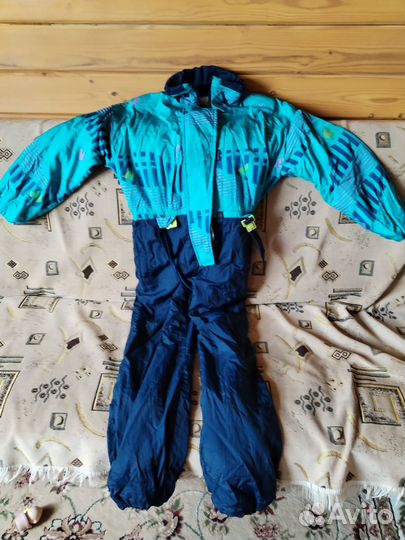 Лыжный комбинезон женский