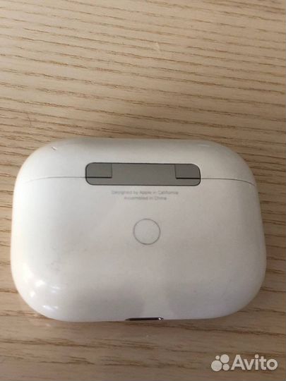 AirPods Pro кейс оригинал