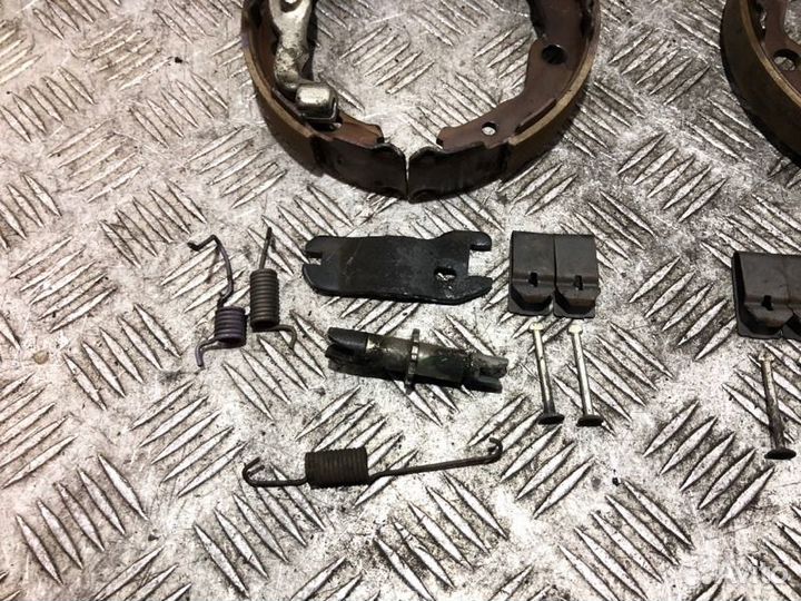 Ремкомплект стояночного тормоза Nissan X-Trail T31