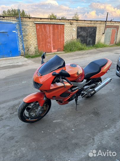 Honda vtr 1000