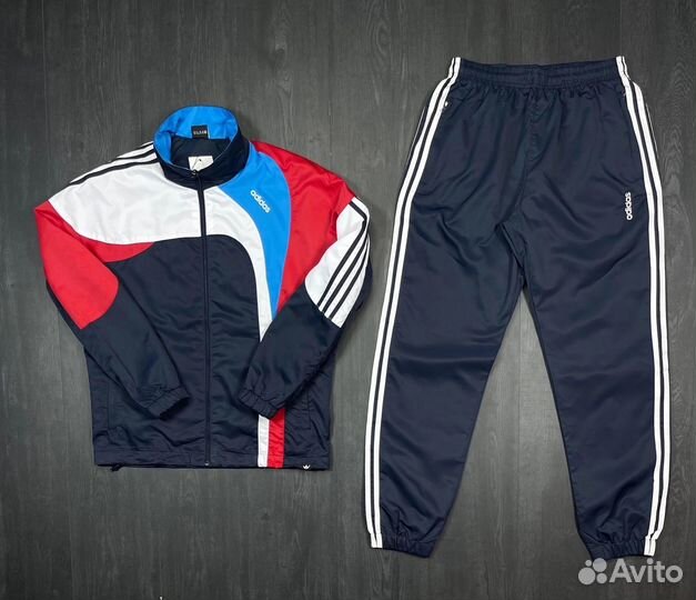 Спортивный костюм Adidas