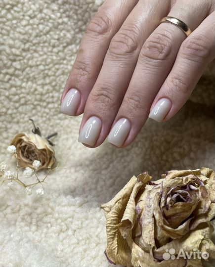 Маникюр, наращивание ногтей