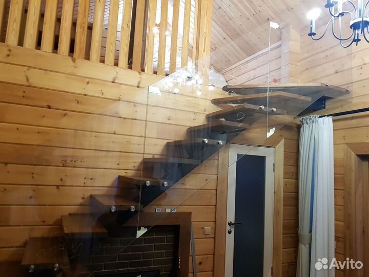 Ограждения для лестниц и балконов из стекла