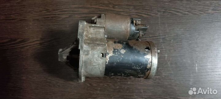 Рено Логан стартер 1.6 8 кл