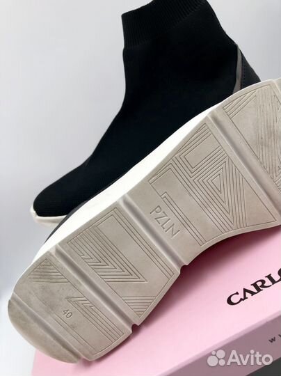 Кроссовки женские 40 размер