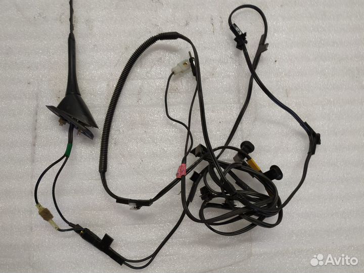 Антенна в сборе Mitsubishi Lancer Classic