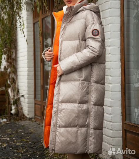 Пуховик женский 42 44