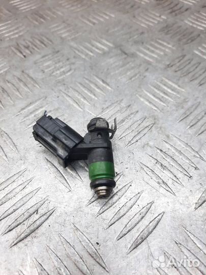 Форсунка Seat Ibiza хэтчбэк 3 дв. 1.2 AZQ 2004