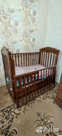 Детская кроватка