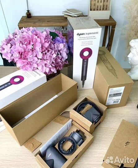 Фен Dyson Supersonic HD08