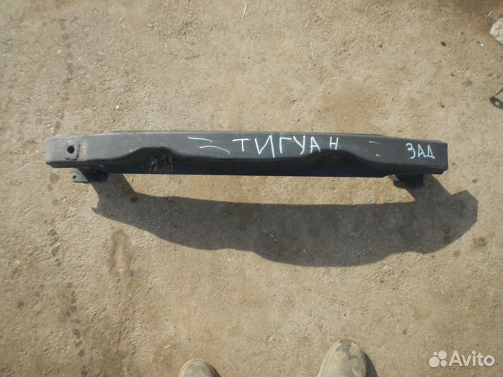 Усилитель заднего бампера для Volkswagen Tiguan