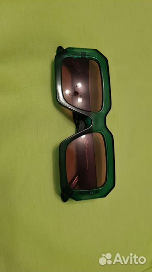 Шляпа и очки zara