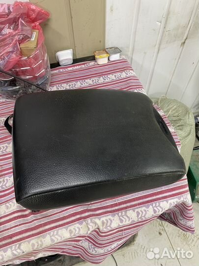 Подлокотник BMW e53