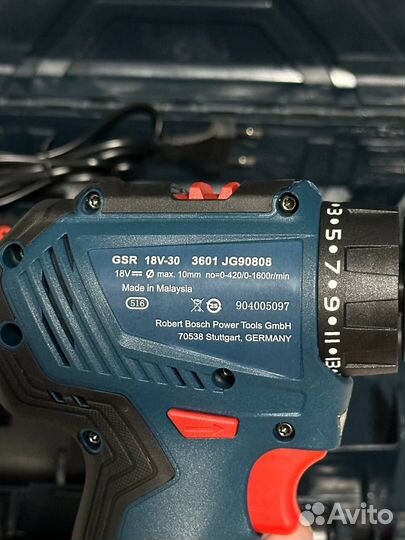 Бесщеточный шуруповерт Bosch 18V