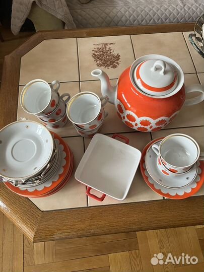 Сервиз чайный и отдельные предметы