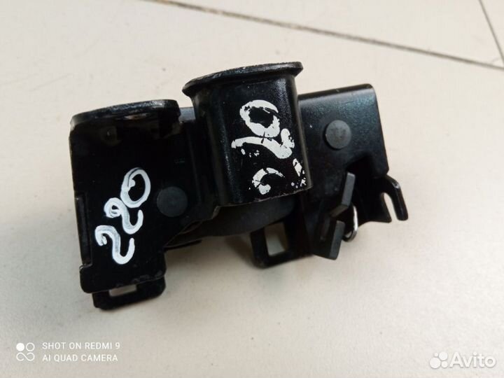 Замок капота Mercedes Benz w220