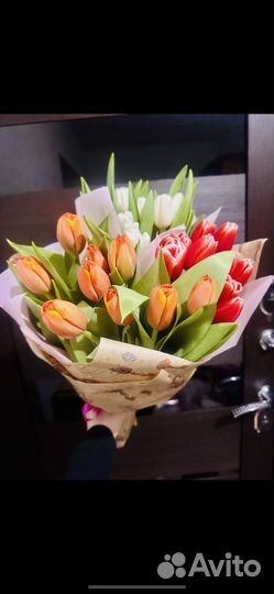 Тюльпаны на 8 марта