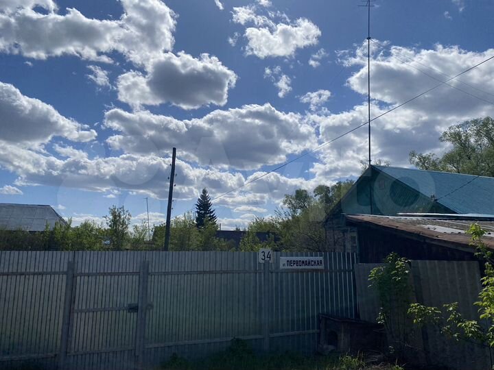 Дом 64,2 м² на участке 8 га