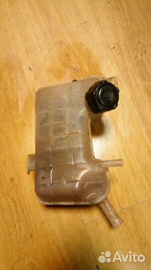 Расширительный бачок Рено сценик 2