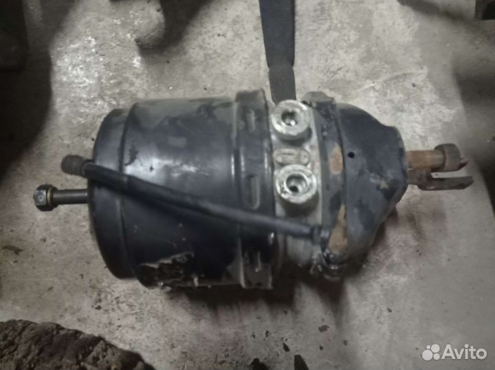 Энергоаккумулятор Ман командор